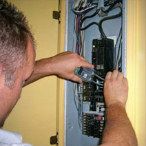 Electrician Reparing Pasadena CA